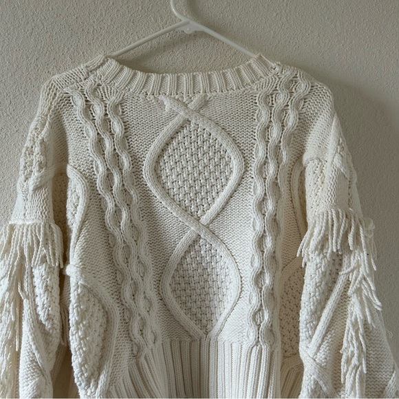 Line + Dot Women’s Knit Sweater XS off white Chunky Fringe Oversized Cottagecore - Picture 14 of 15